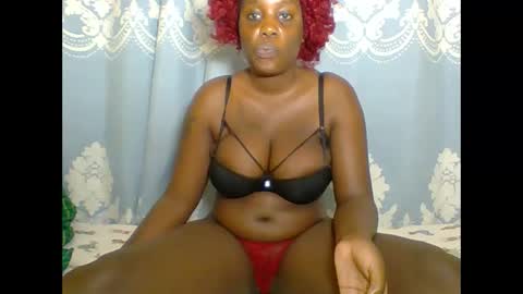 Snapshot of prettydarkskin002 chatting on May 18, 2026, 11:54 pm SHANIA online show from May 18, 2026, 11:54 pm
