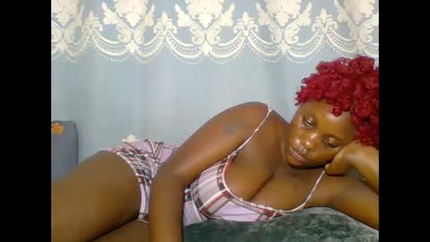 Snapshot of prettydarkskin002 chatting on May 27, 2026, 8:50 pm SHANIA online show from May 27, 2026, 8:50 pm