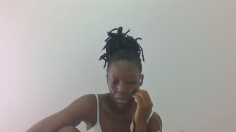 prettydollk_dons online show from April 2, 2026, 9:45 pm