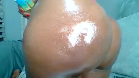 PrettyEla online show from November 21, 2025, 12:21 am