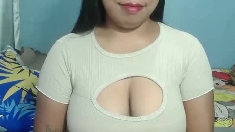 prettygirl_ynna online show from February 25, 2026, 12:09 am
