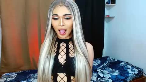 prettyiziets online show from February 7, 2025, 1:22 pm