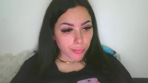 prettyjulliette online show from March 31, 2026, 8:20 pm