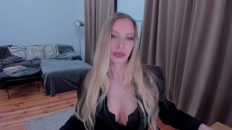 Eva online show from June 8, 2026, 12:36 am