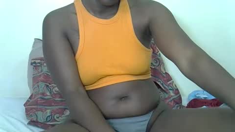 LILIAN online show from November 24, 2025, 8:14 am