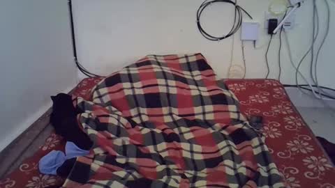 Pretty Queen online show from November 7, 2025, 8:58 am