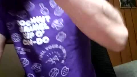 Snapshot of prettysolidd7 chatting on February 9, 2025, 8:33 am prettysolidd7 online show from February 9, 2025, 8:33 am