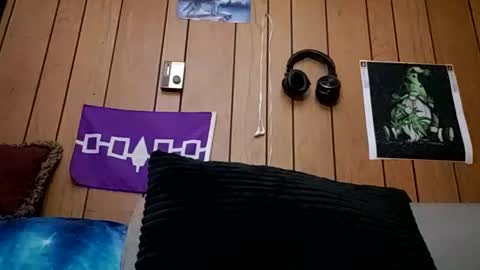 Snapshot of prettysolidd7 chatting on February 27, 2025, 10:37 am prettysolidd7 online show from February 27, 2025, 10:37 am