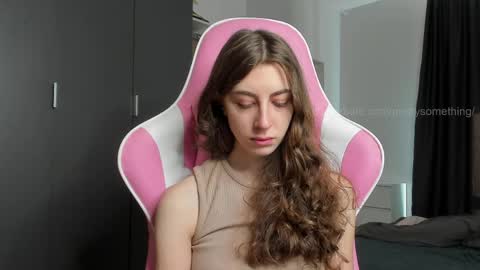 Snapshot of prettysomething chatting on April 30, 2026, 6:20 am Sophie next stream will be at Monday i will wait you guys online show from April 30, 2026, 6:20 am