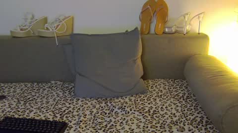 prettyvanessa online show from January 6, 2025, 10:35 am