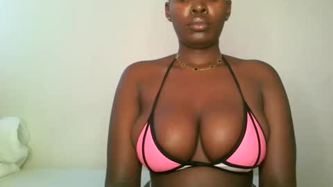 prettyvishy online show from February 15, 2025, 7:38 am