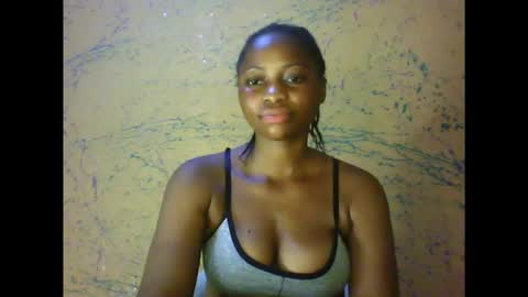 Snapshot of prettyxxpac chatting on February 20, 2026, 12:18 am prettyxxpac online show from February 20, 2026, 12:18 am