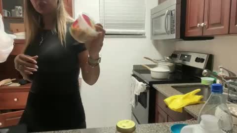 Snapshot of prettyyykittyyy22 chatting on November 19, 2025, 12:43 am prettyyykittyyy22 online show from November 19, 2025, 12:43 am