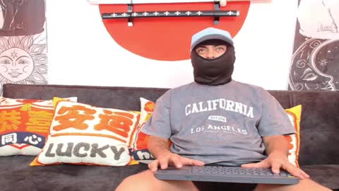 Snapshot of pridefirefusion chatting on February 17, 2026, 1:13 am Sebas Fer online show from February 17, 2026, 1:13 am