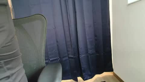 Snapshot of primdeceit chatting on December 25, 2024, 7:35 am PrimDeceit online show from December 25, 2024, 7:35 am