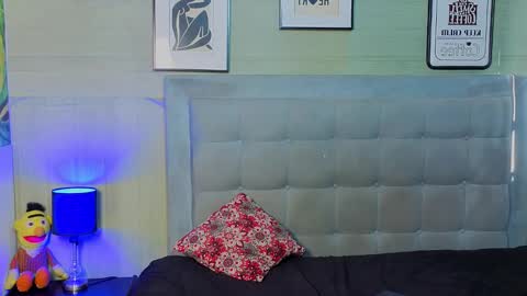 prince_arthur77 online show from February 25, 2026, 1:43 pm