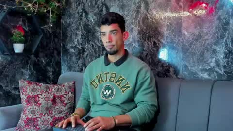 prince_arthur77 online show from June 3, 2026, 2:33 pm