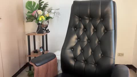 Charls online show from February 14, 2026, 3:03 am