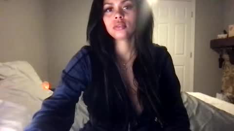 princess1tick online show from January 8, 2025, 8:39 pm