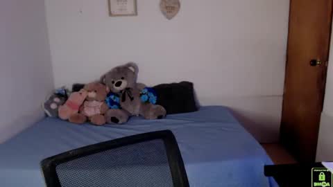 An online show from April 16, 2026, 10:23 pm