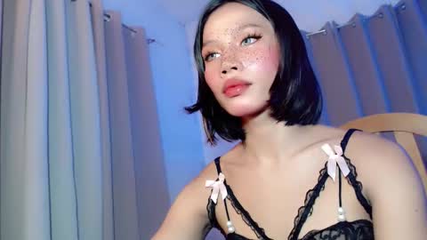STELLA MAE online show from October 4, 2025, 7:50 am