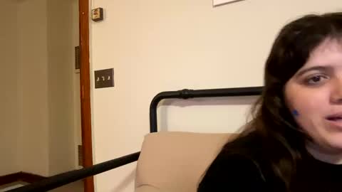 princessviccxo online show from January 17, 2025, 2:50 am