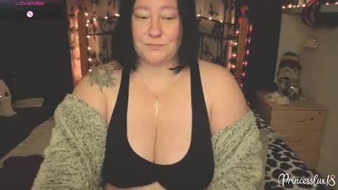 Lux Alot Luxi online show from April 28, 2026, 7:30 pm