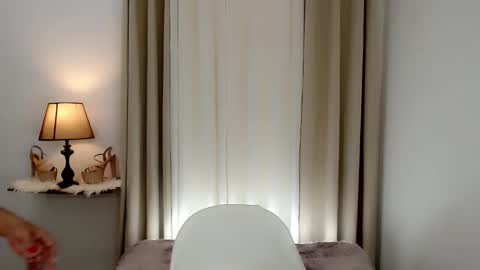 princessyanzy1 online show from January 3, 2025, 4:55 am