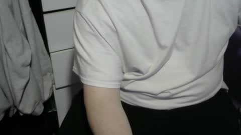 Snapshot of princezuko69 chatting on February 15, 2025, 12:59 am princezuko69 online show from February 15, 2025, 12:59 am