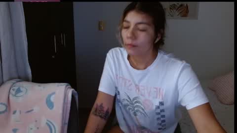 Marcela online show from September 28, 2025, 7:08 pm