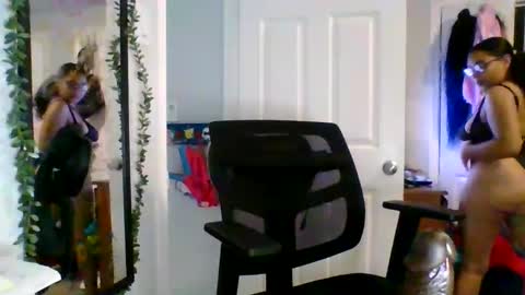 prissyymissyy online show from October 24, 2025, 9:22 pm