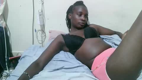 pritty_amber online show from March 11, 2026, 7:25 am