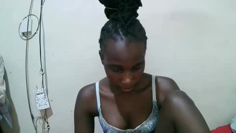 Snapshot of pritty_amber chatting on April 24, 2026, 8:50 am pritty_amber online show from April 24, 2026, 8:50 am