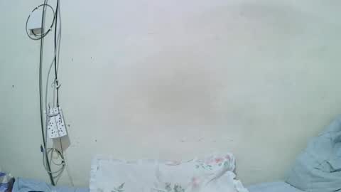 Snapshot of pritty_amber chatting on May 7, 2026, 7:25 am pritty_amber online show from May 7, 2026, 7:25 am
