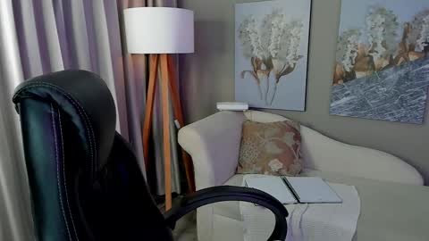 Priya Rose online show from February 13, 2025, 8:17 am