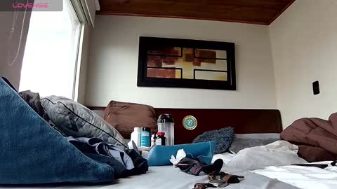 Probardetodo independent model online show from October 18, 2025, 8:31 pm