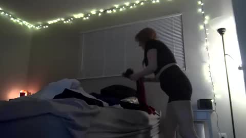 Properfuct online show from April 9, 2026, 7:03 am