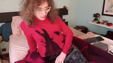 prxscillia_tx online show from January 18, 2025, 2:02 pm