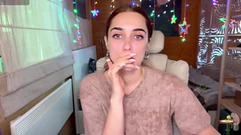 Queen of Pain online show from February 16, 2025, 8:32 am