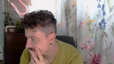 psycho58gbr online show from October 20, 2025, 10:49 am