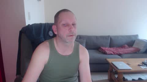 topher online show from October 19, 2025, 8:26 am