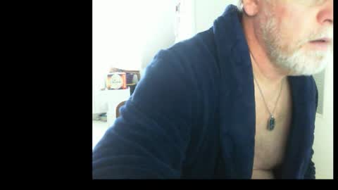 Snapshot of ptitrouquin chatting on October 27, 2025, 8:07 am ptitrouquin online show from October 27, 2025, 8:07 am