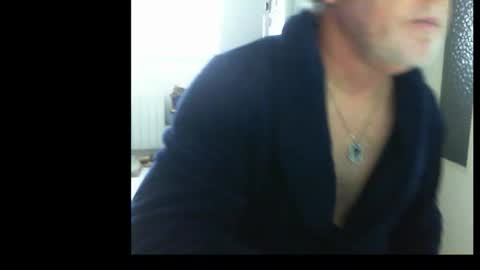 Snapshot of ptitrouquin chatting on October 28, 2025, 7:34 am ptitrouquin online show from October 28, 2025, 7:34 am