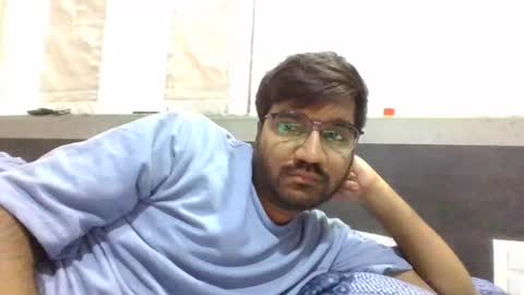 Snapshot of ptl1711 chatting on December 4, 2024, 10:57 am ptl1711 online show from December 4, 2024, 10:57 am