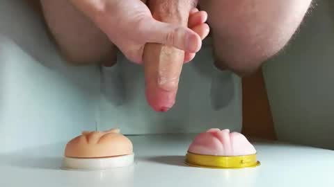 PuDe90 online show from September 24, 2025, 6:39 am