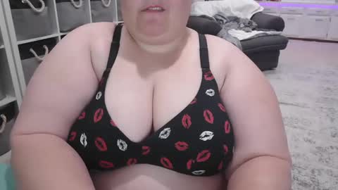 Puggie -  online show from January 25, 2025, 11:11 pm