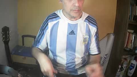 puky_mza online show from December 4, 2025, 3:05 am