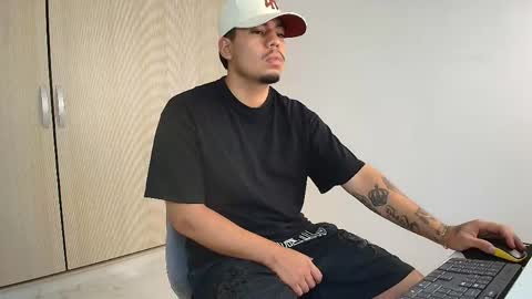 pull_bershh online show from April 27, 2026, 1:14 am