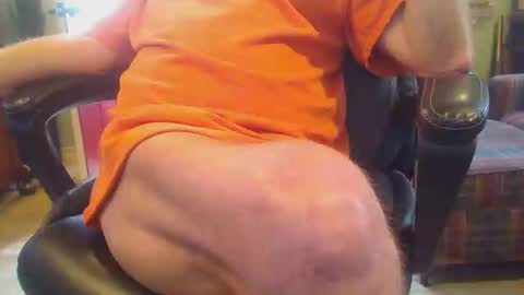 pulltoy1 online show from January 6, 2026, 4:21 pm