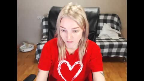 Snapshot of puma_ma chatting on January 6, 2025, 3:51 pm Polly online show from January 6, 2025, 3:51 pm